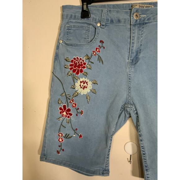 Sandpiper Petite Flowery Embroidered Shorts Size 14P - USED - Picture 8 of 10